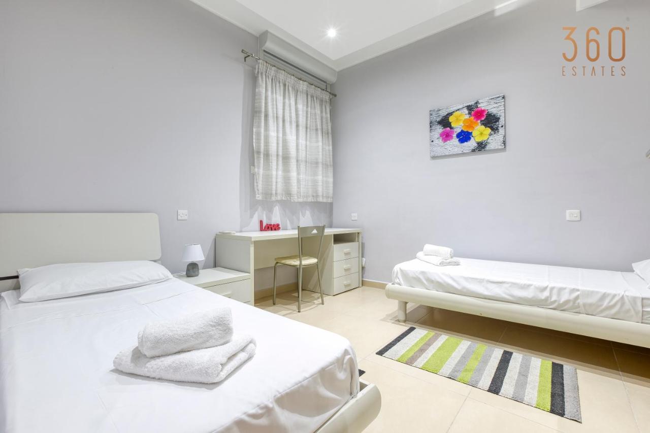 Charming 2Br Home W/Access To Pool In Marsaskala By 360 Estates Экстерьер фото